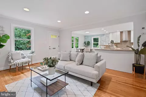 100 Parkside Rd, Silver Spring, MD 20910 photo 15