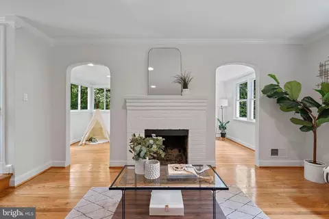 100 Parkside Rd, Silver Spring, MD 20910 photo 17