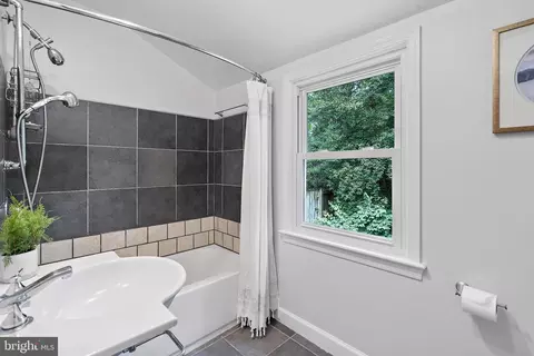 100 Parkside Rd, Silver Spring, MD 20910 photo 27