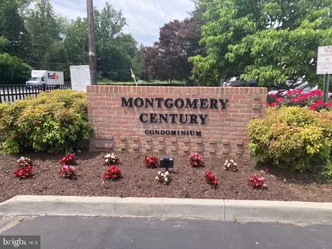 3121 University Blvd W #3, Kensington, MD 20895