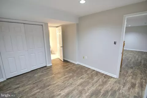 Bedroom - 813 Pointer Ridge Dr, Gaithersburg, MD 20878 photo 6 of 6