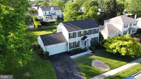 View/Area - 813 Pointer Ridge Dr, Gaithersburg, MD 20878 photo 1 of 5