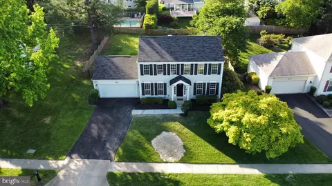 View/Area - 813 Pointer Ridge Dr, Gaithersburg, MD 20878 photo 4 of 5