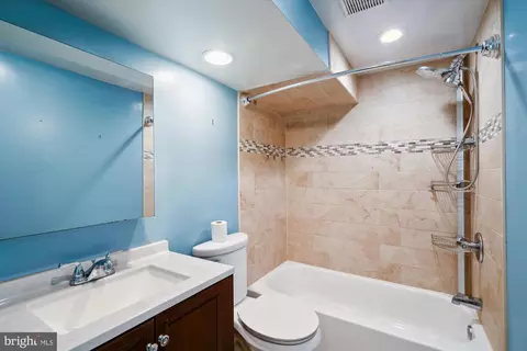 Bath - 12812 Crisfield Rd, Silver Spring, MD 20906 photo 2 of 2