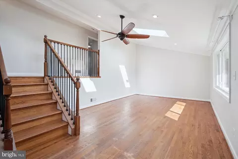 Living - 12812 Crisfield Rd, Silver Spring, MD 20906 photo 5 of 11
