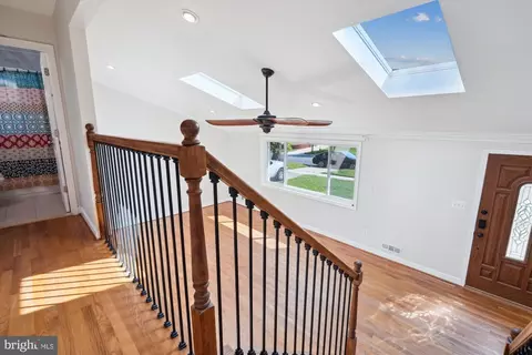 Entry Way - 12812 Crisfield Rd, Silver Spring, MD 20906 photo 6 of 7