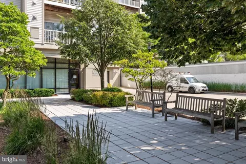 Exterior - 8045 Newell St #512, Silver Spring, MD 20910 photo 2 of 5