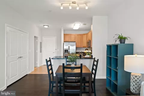 Dining - 8045 Newell St #512, Silver Spring, MD 20910 photo 3 of 3
