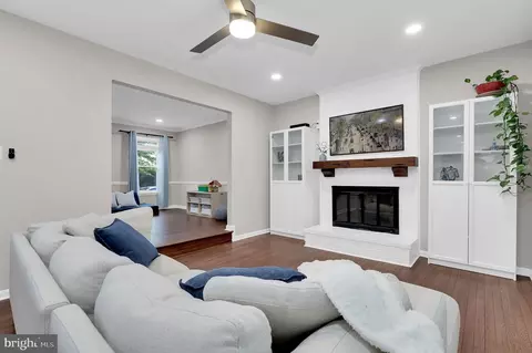14901 Running Ridge Ln, Silver Spring, MD 20906 photo 2