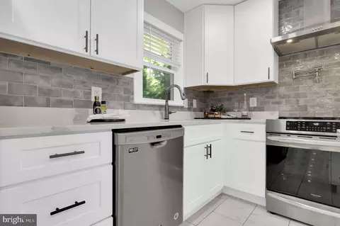 14901 Running Ridge Ln, Silver Spring, MD 20906 photo 17