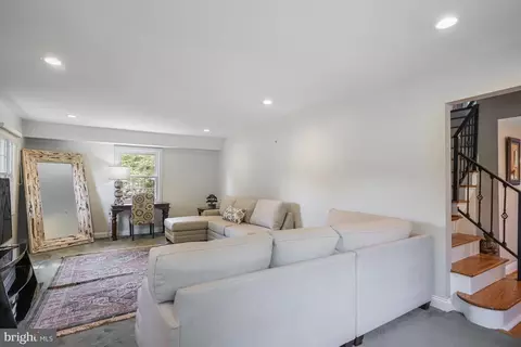 Living - 13704 Beret Pl, Silver Spring, MD 20906 photo 1 of 5
