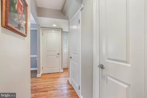 Entry Way - 13704 Beret Pl, Silver Spring, MD 20906 photo 4 of 4