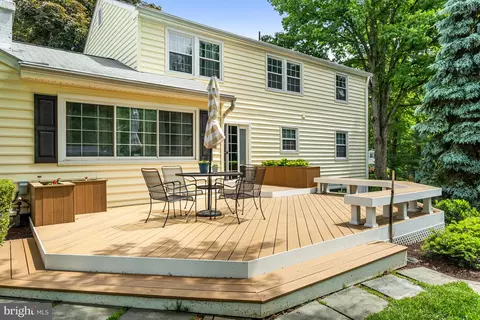Exterior - 13704 Beret Pl, Silver Spring, MD 20906 photo 6 of 17