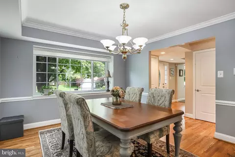 Dining - 13704 Beret Pl, Silver Spring, MD 20906 photo 2 of 5