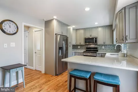 Kitchen - 13704 Beret Pl, Silver Spring, MD 20906 photo 2 of 5