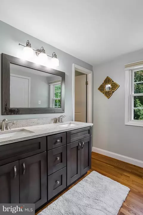 Bath - 13704 Beret Pl, Silver Spring, MD 20906 photo 5 of 6