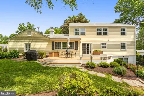 Exterior - 13704 Beret Pl, Silver Spring, MD 20906 photo 10 of 17
