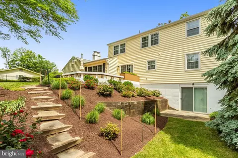Exterior - 13704 Beret Pl, Silver Spring, MD 20906 photo 5 of 17