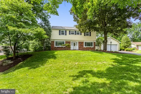 13704 Beret Pl, Silver Spring, MD 20906