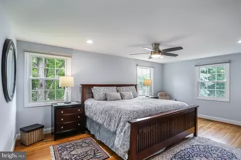 Bedroom - 13704 Beret Pl, Silver Spring, MD 20906 photo 8 of 9