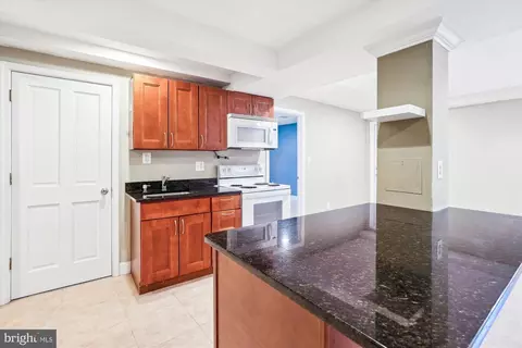 Kitchen - 2445 Parallel Ln, Silver Spring, MD 20904 photo 4 of 4