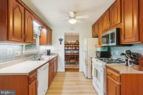 Kitchen - 12810 Stonecrest Dr, Silver Spring, MD 20904 photo 2 of 3
