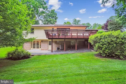 Exterior - 12810 Stonecrest Dr, Silver Spring, MD 20904 photo 3 of 3
