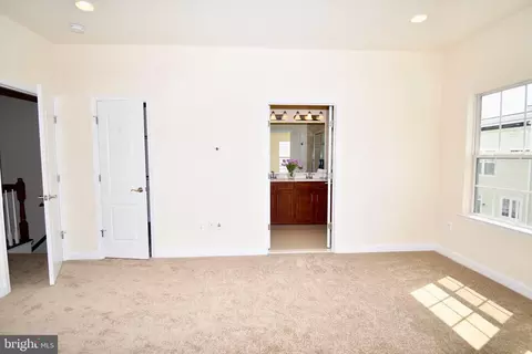 Bedroom - 11665 Leesborough Cir, Silver Spring, MD 20902 photo 6 of 8