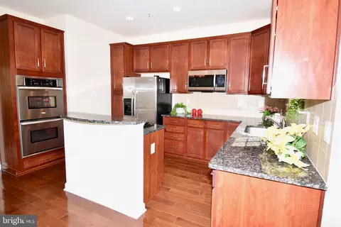 Kitchen - 11665 Leesborough Cir, Silver Spring, MD 20902 photo 1 of 11