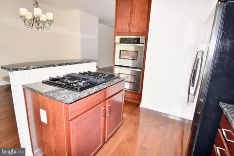 Kitchen - 11665 Leesborough Cir, Silver Spring, MD 20902 photo 11 of 11