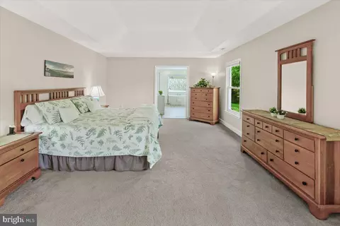 Bedroom - 19712 Selby Ave, Poolesville, MD 20837 photo 2 of 10