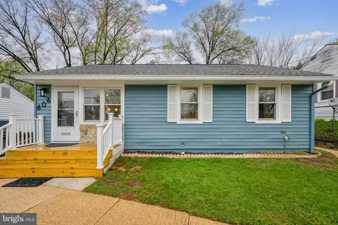 606 Lincoln St, Rockville, MD 20850