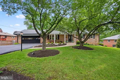 2302 Solmar Dr, Silver Spring, MD 20904