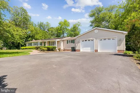 26140 Mullinix Mill Rd, Mount Airy, MD 21771