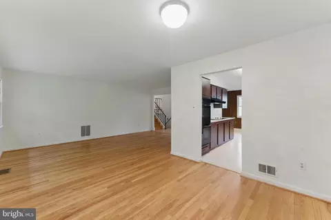 13021 Morningside Ln, Silver Spring, MD 20904 photo 8