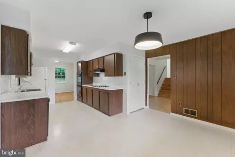 13021 Morningside Ln, Silver Spring, MD 20904 photo 14