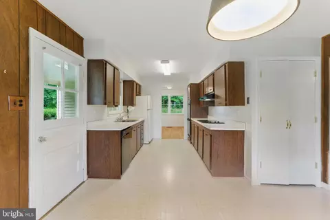 13021 Morningside Ln, Silver Spring, MD 20904 photo 13