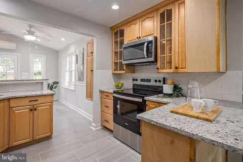 609 Eldrid Dr, Silver Spring, MD 20904 photo 8