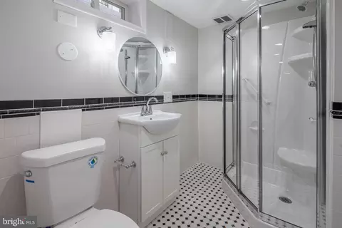 609 Eldrid Dr, Silver Spring, MD 20904 photo 36