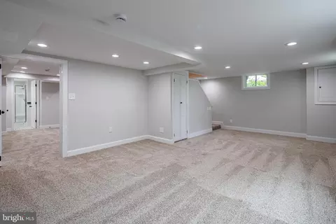 609 Eldrid Dr, Silver Spring, MD 20904 photo 31