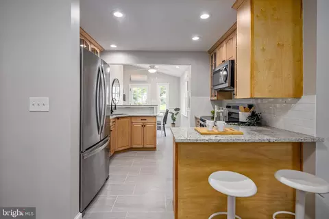 609 Eldrid Dr, Silver Spring, MD 20904 photo 7