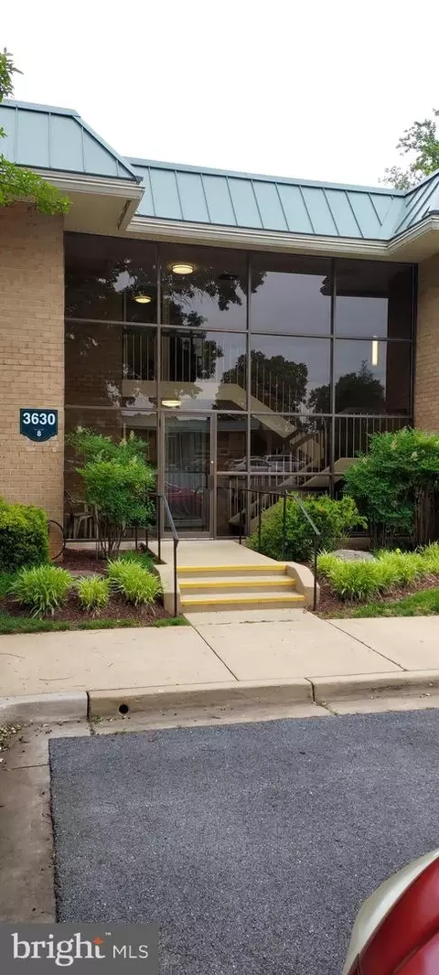 3630 Gleneagles Dr #8-2C, Silver Spring, MD 20906