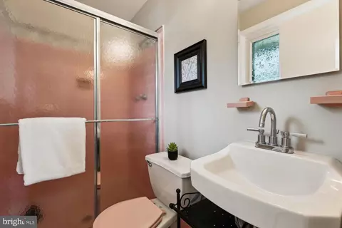 10400 Conover Dr, Silver Spring, MD 20902 photo 27