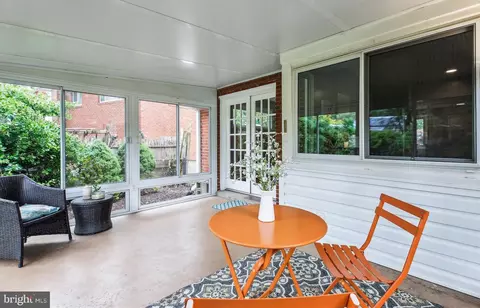 10400 Conover Dr, Silver Spring, MD 20902 photo 14