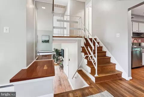10400 Conover Dr, Silver Spring, MD 20902 photo 17