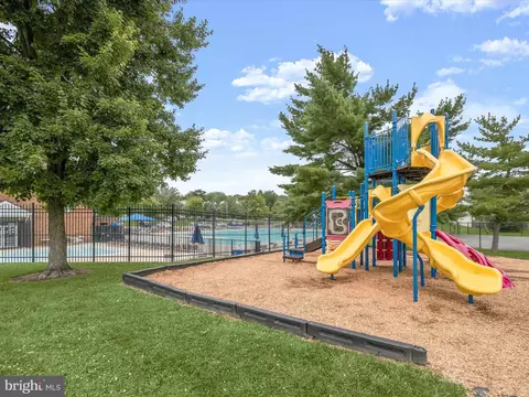 Exterior - 14909 Cleese Ct #4CD, Silver Spring, MD 20906 photo 2 of 4