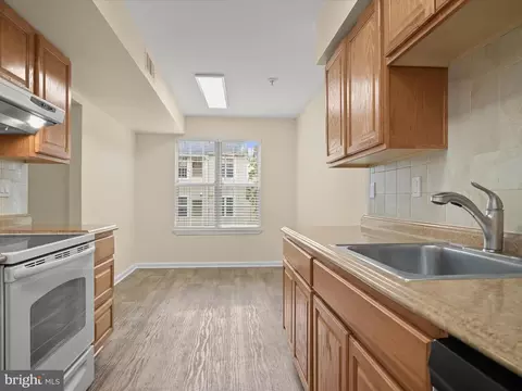 Kitchen - 14909 Cleese Ct #4CD, Silver Spring, MD 20906 photo 1 of 1