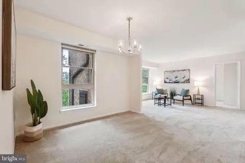 Living - 2203 Greenery Ln #202-10, Silver Spring, MD 20906 photo 5 of 6
