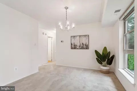 Living - 2203 Greenery Ln #202-10, Silver Spring, MD 20906 photo 6 of 6