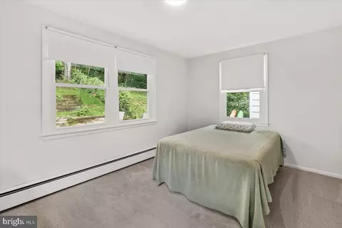 12103 Valleywood Dr, Silver Spring, MD 20902 photo 16